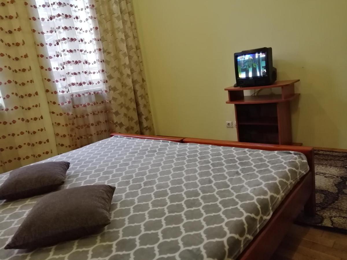 Apartament-Minihotel Elpida Lviv Extérieur photo