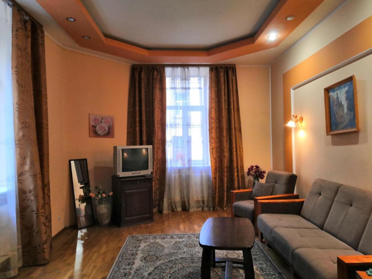 Apartament-Minihotel Elpida Lviv Extérieur photo