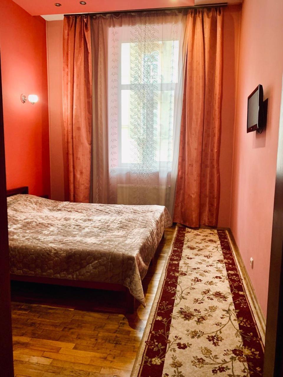Apartament-Minihotel Elpida Lviv Chambre photo