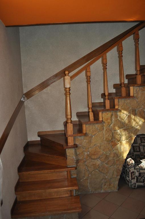 Apartament-Minihotel Elpida Lviv Extérieur photo