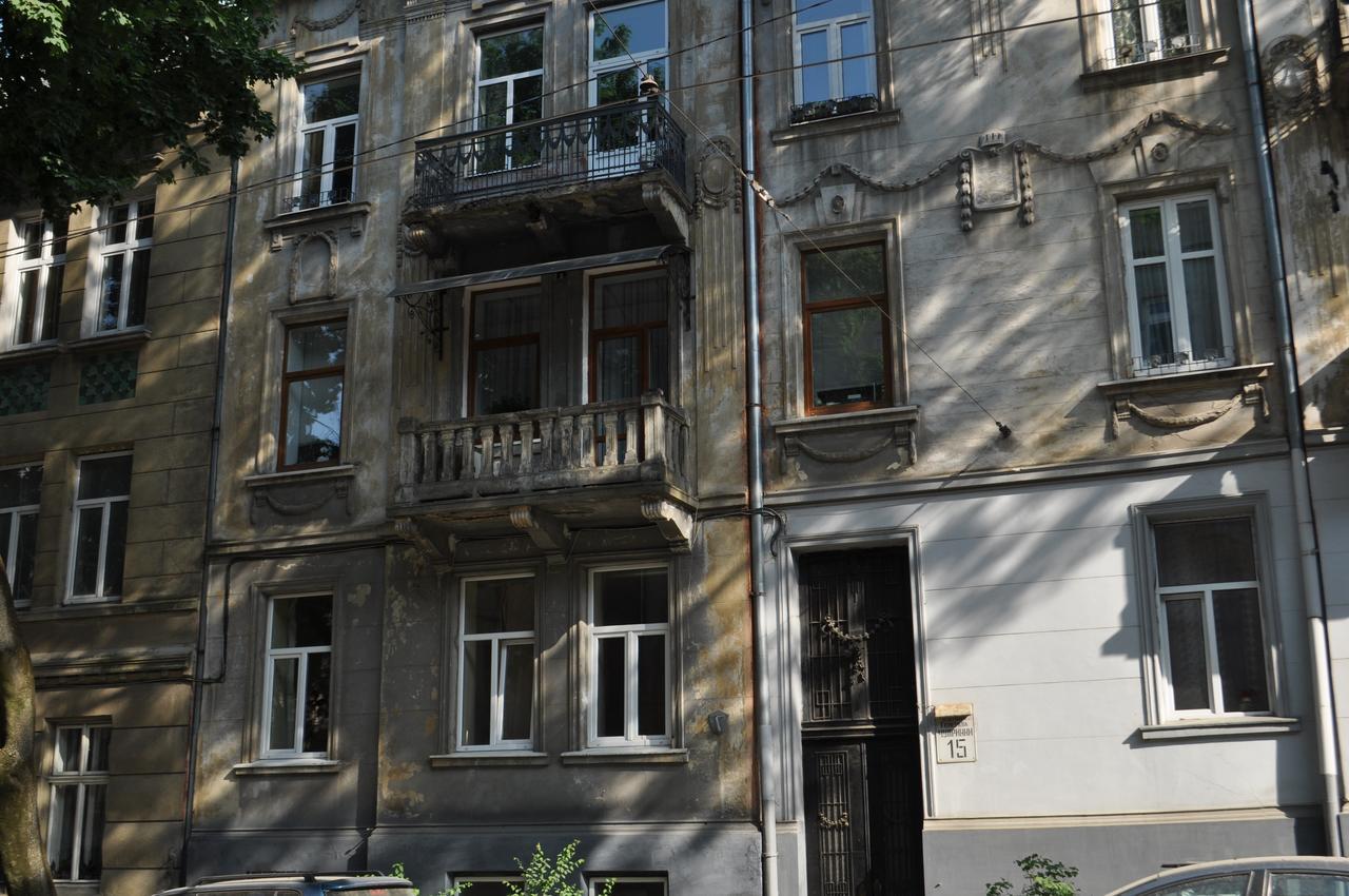 Apartament-Minihotel Elpida Lviv Extérieur photo